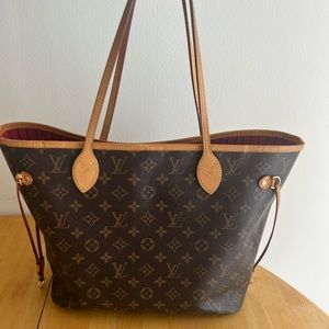 Louis Vuitton Neverfull MM Bag